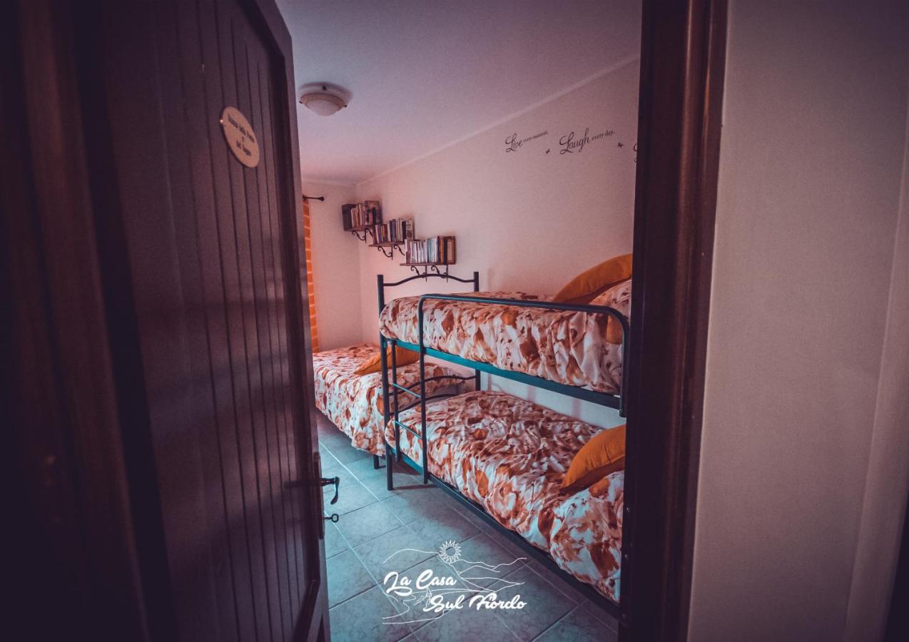 La Casa Sul Fiordo Lago Del Turano Paganico Sabino Buitenkant foto